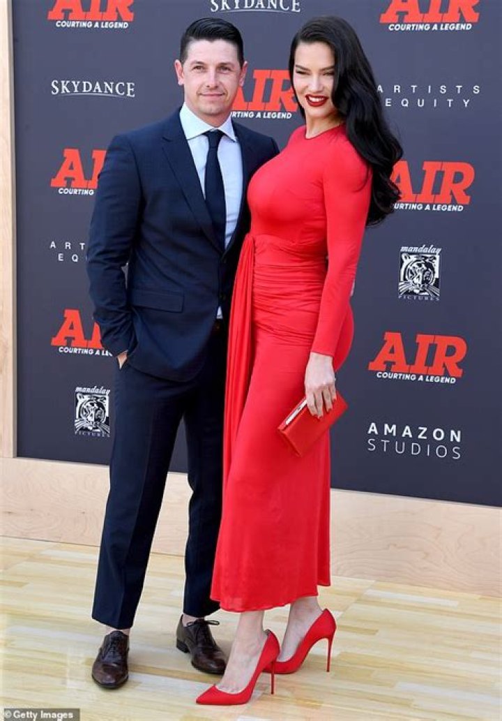 Who Is Adriana Chechik Boyfriend?